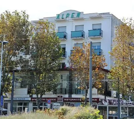 فندق Alpen